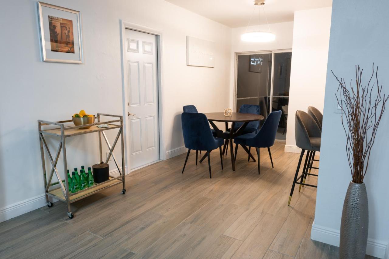 New Star Suite Two North Miami Beach Eksteriør billede