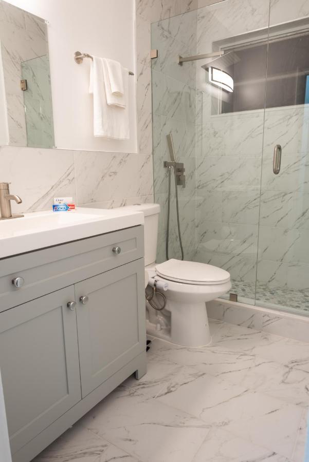 New Star Suite Two North Miami Beach Eksteriør billede